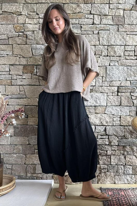 Tasha Cushion Cotton Driftwood Bloom Pant Black